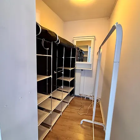 Jasne, Mile, Przyjazne Mieszkanie W Centrum Miasta Apartman